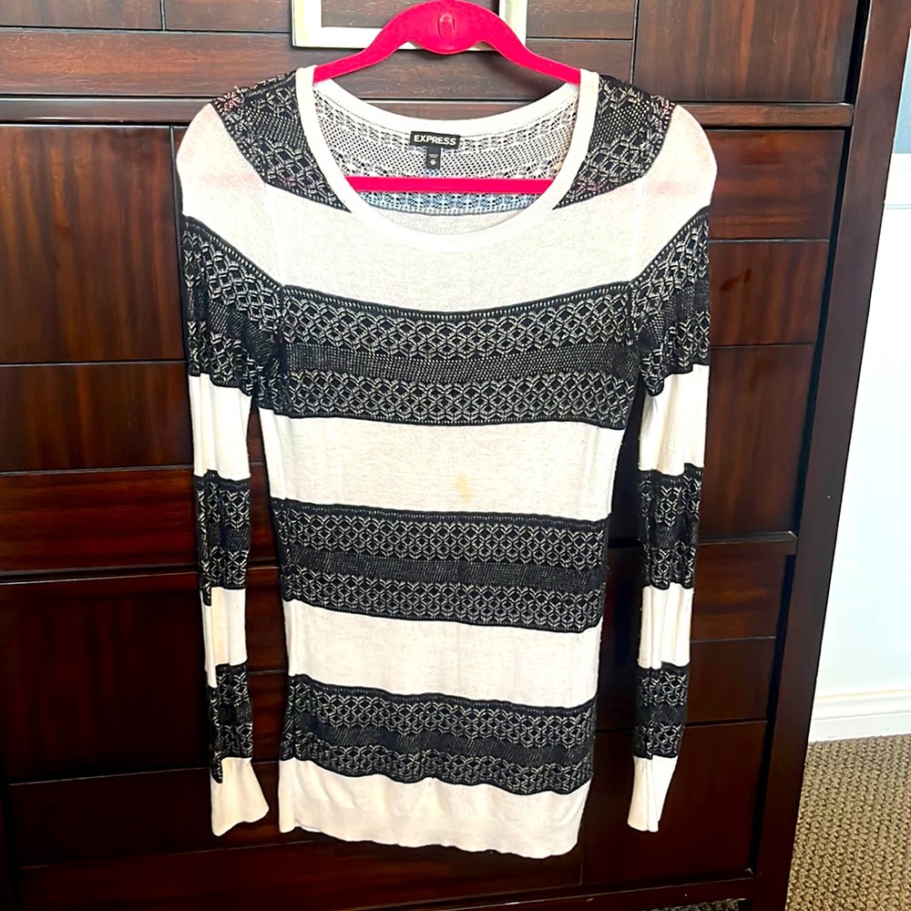 Black and white sweater from Express size XS